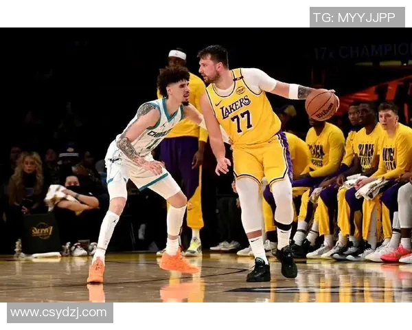 湖人四连胜强势冲击西部第二,火箭稳步上升跃居第五!NBA常规赛西部排名格局生变 湖人四连胜强势冲击西部第二,火箭稳步上升跃居第五!NBA常规赛西部排名格局生变